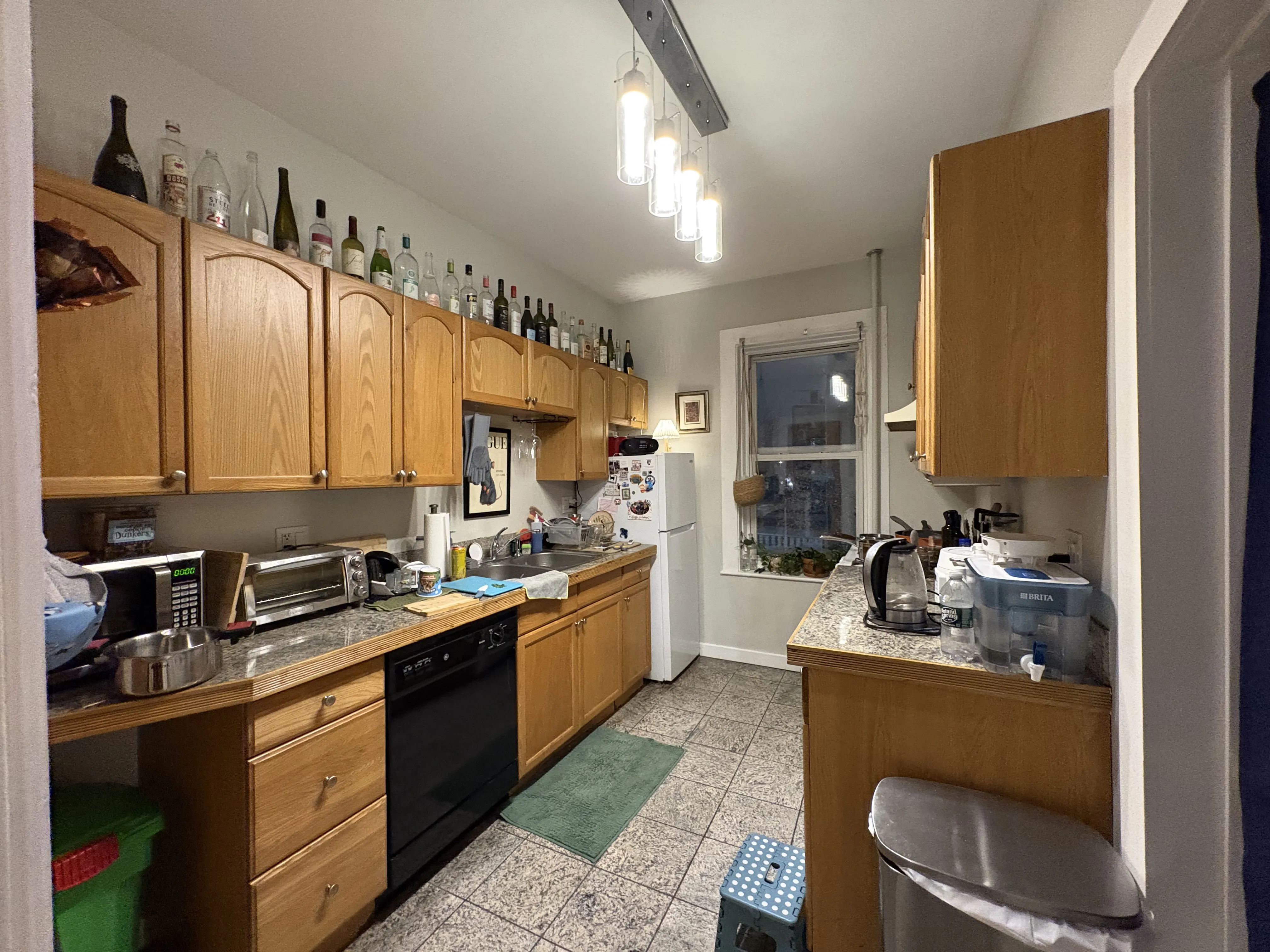 3 bed, 1 bath apartment for rent at 8 Farrington Ave Unit 4, Allston