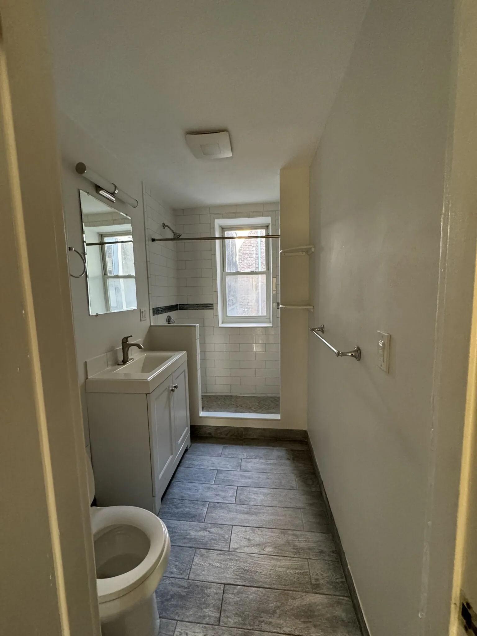 3 bed, 1 bath apartment for rent at 8 Farrington Ave Unit 4, Allston — photo 11 of 30