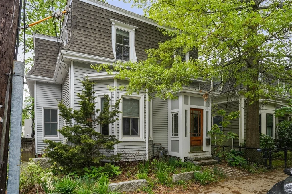 3 bed, 2 bath apartment for rent at 8 Florence St Unit 0, Cambridgeport — photo 1 of 25