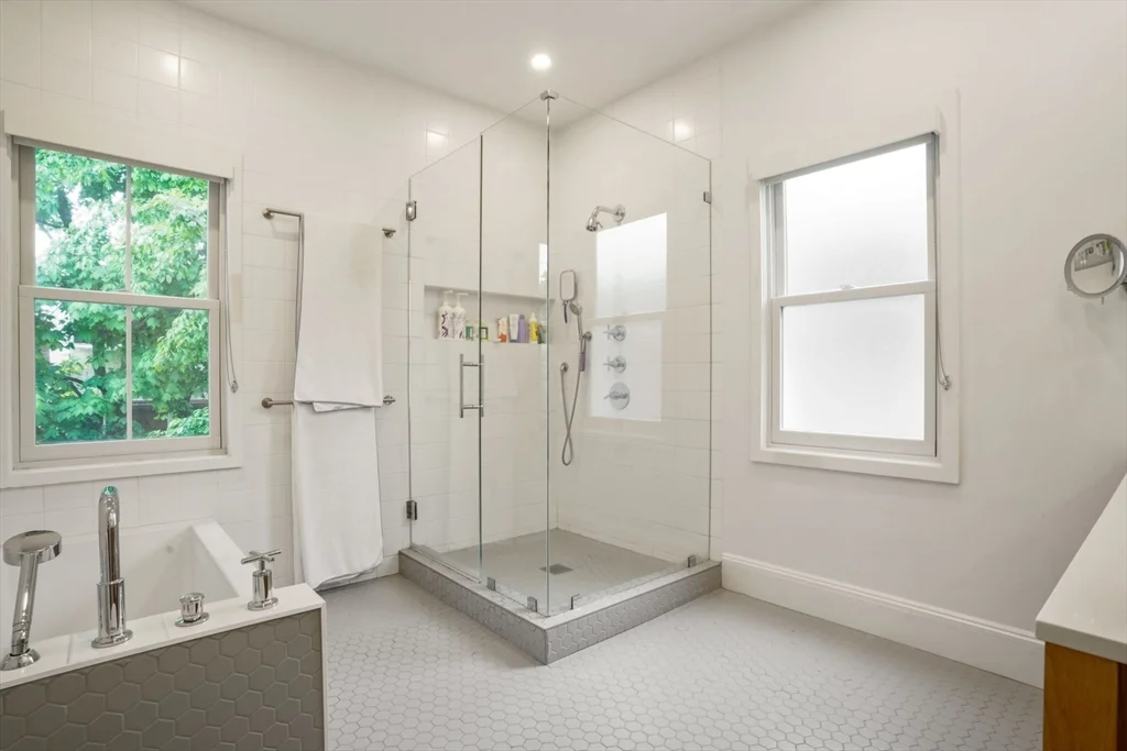 3 bed, 2 bath apartment for rent at 8 Florence St Unit 0, Cambridgeport — photo 12 of 25