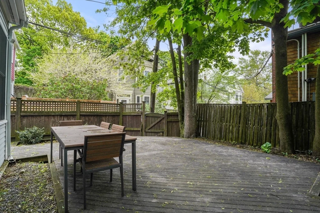 3 bed, 2 bath apartment for rent at 8 Florence St Unit 0, Cambridgeport — photo 21 of 25