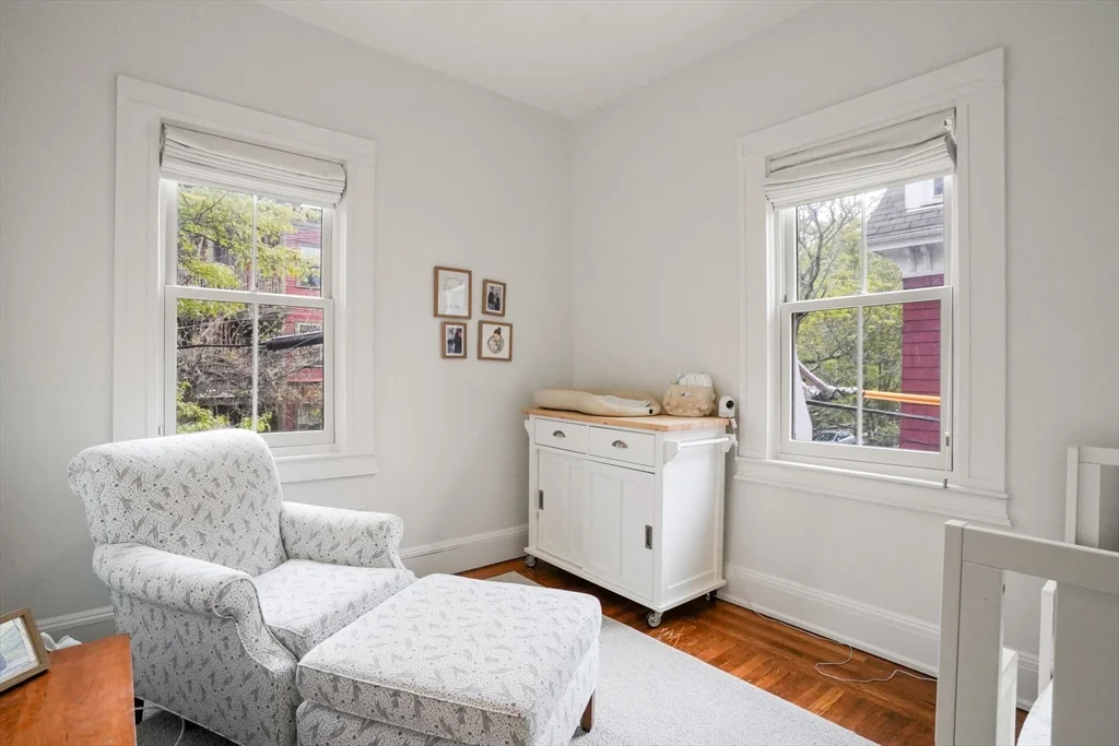 3 bed, 2 bath apartment for rent at 8 Florence St Unit 0, Cambridgeport — photo 14 of 25