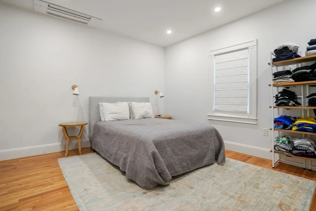 3 bed, 2 bath apartment for rent at 8 Florence St Unit 0, Cambridgeport — photo 10 of 25