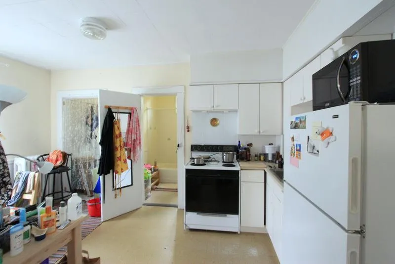 Studio bed, 1 bath apartment for rent at 8 Forest St Unit 1, Baldwin