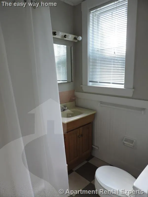 1 bed, 1 bath apartment for rent at 8 Forest St Unit 2, Porter Square — photo 7 of 8
