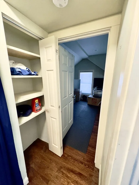3 bed, 2 bath apartment for rent at 8 Fox Point, Dorchester — photo 29 of 39