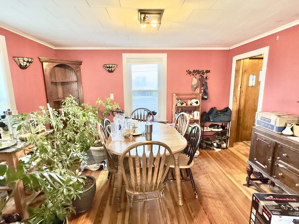 3 bed, 2 bath apartment for rent at 8 Fox Point, Dorchester — photo 23 of 39