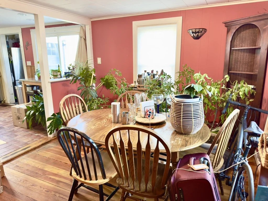 3 bed, 2 bath apartment for rent at 8 Fox Point, Dorchester — photo 24 of 39