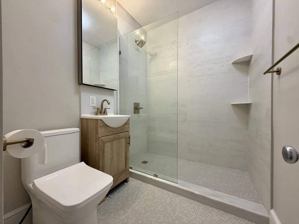 2 bed, 1 bath apartment for rent at 8 Fox St Unit 1, Dorchester — photo 8 of 17