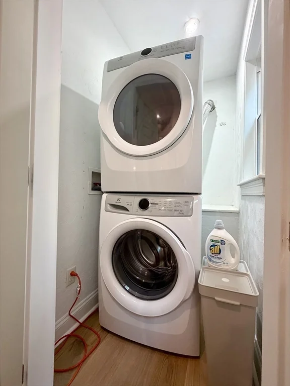 2 bed, 1 bath apartment for rent at 8 Fox St Unit 2, Dorchester — photo 17 of 18