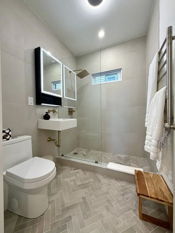 2 bed, 1 bath apartment for rent at 8 Fox St Unit 2, Dorchester — photo 5 of 18