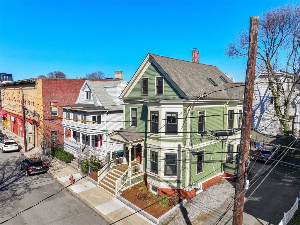 4 bed, 2 bath apartment for rent at 8 Franklin St Unit 2, East Somerville — photo 18 of 19