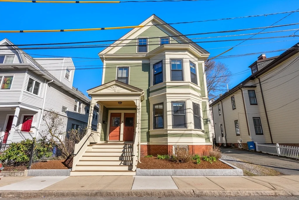 4 bed, 2 bath apartment for rent at 8 Franklin St Unit 2, East Somerville — photo 2 of 19