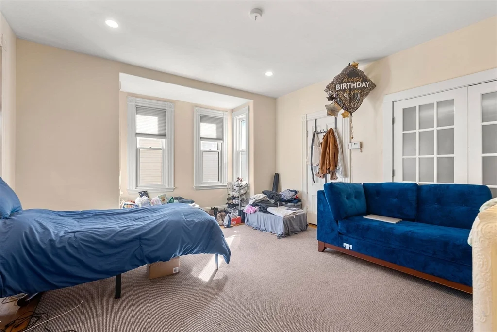 4 bed, 2 bath apartment for rent at 8 Franklin St Unit 2, East Somerville — photo 10 of 19