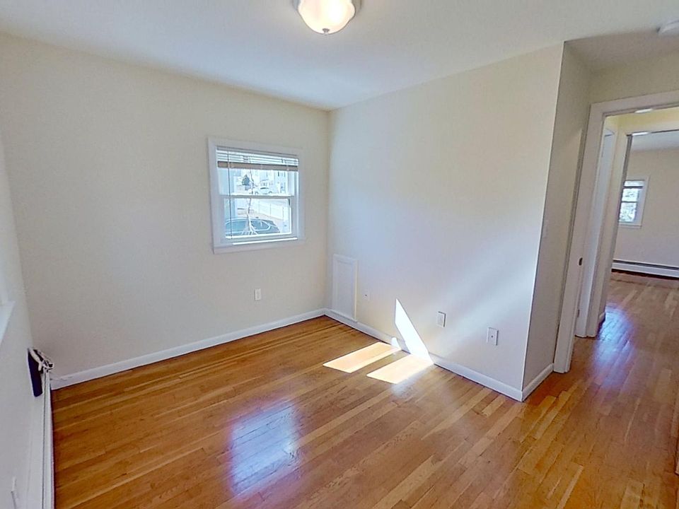 2 bed, 1 bath apartment for rent at 8 Friend St Unit 3, South Side — photo 8 of 10
