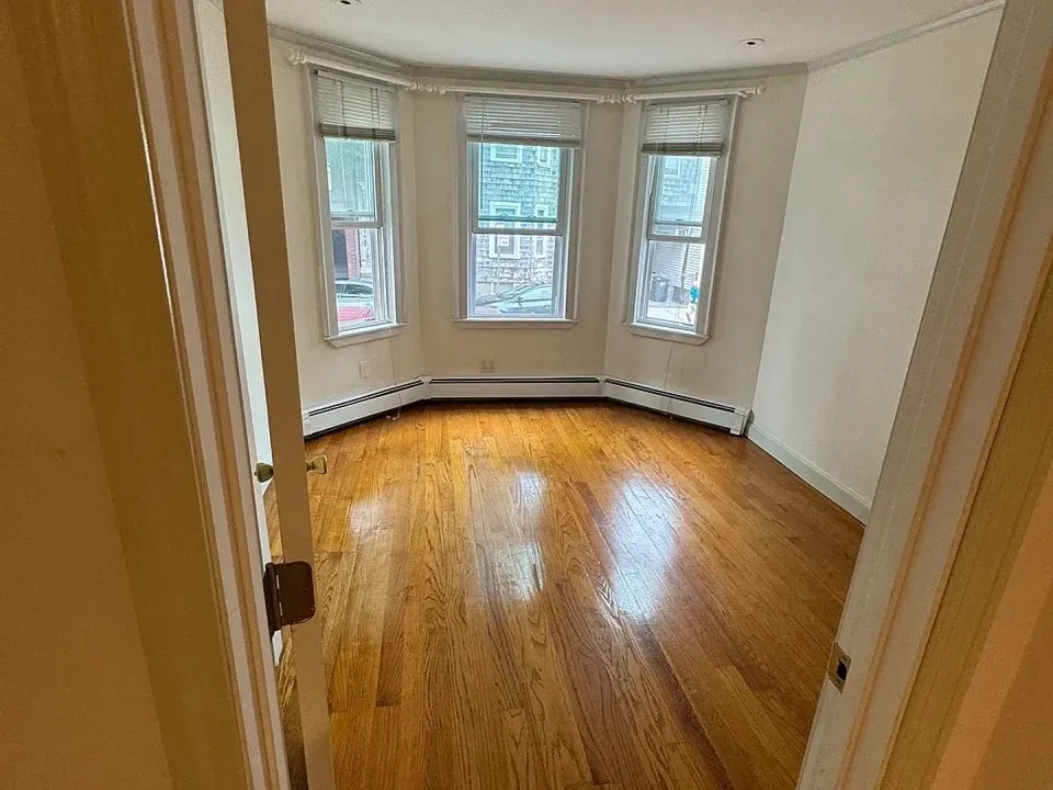 2 bed, 1 bath apartment for rent at 8 Fulkerson St Unit 1A, East Cambridge — photo 5 of 9