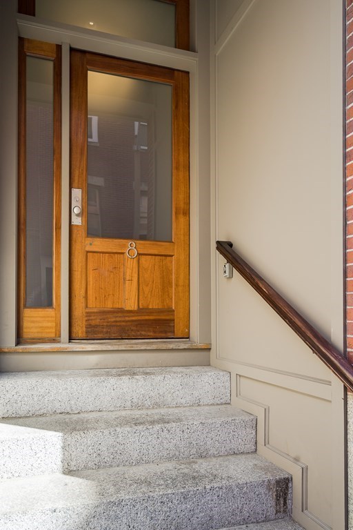 1 bed, 1 bath apartment for rent at 8 Garden Ct Unit 8, North End — photo 12 of 13