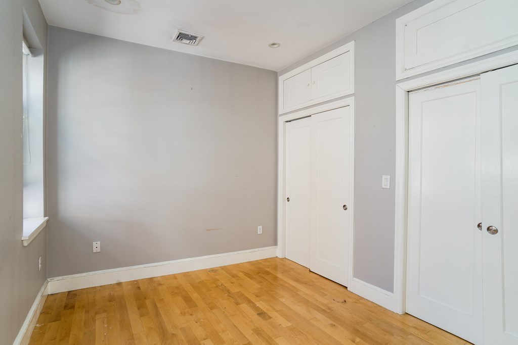 1 bed, 1 bath apartment for rent at 8 Garden Ct Unit 8, North End — photo 8 of 13