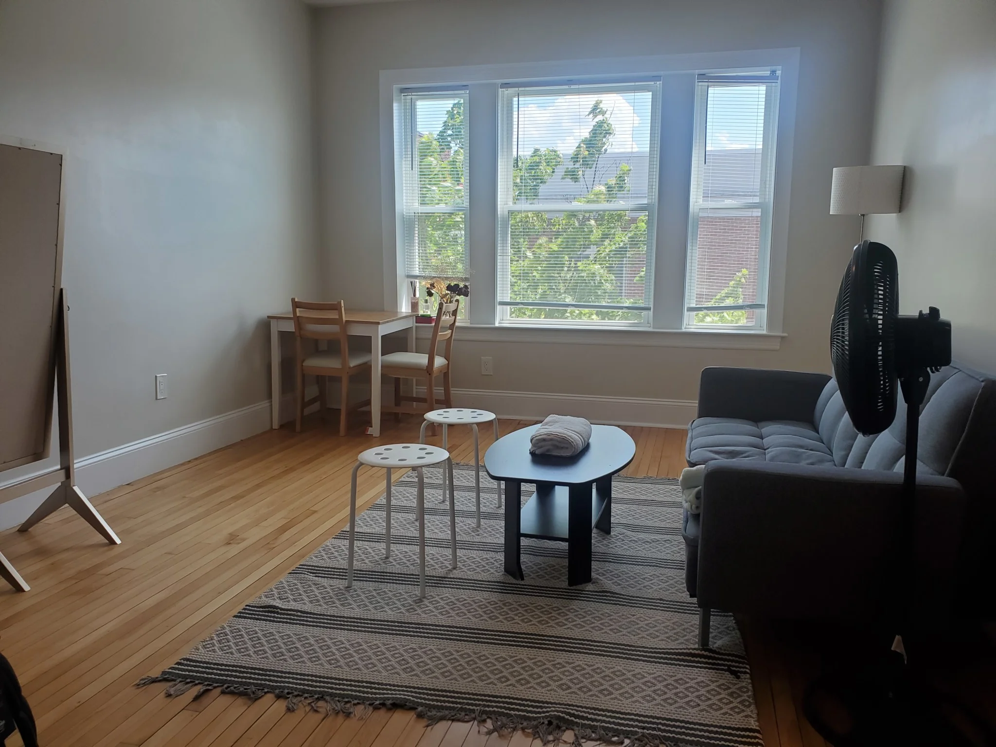 2 bed, 1 bath apartment for rent at 8 Gardner St Unit 10, Allston — photo 1 of 7