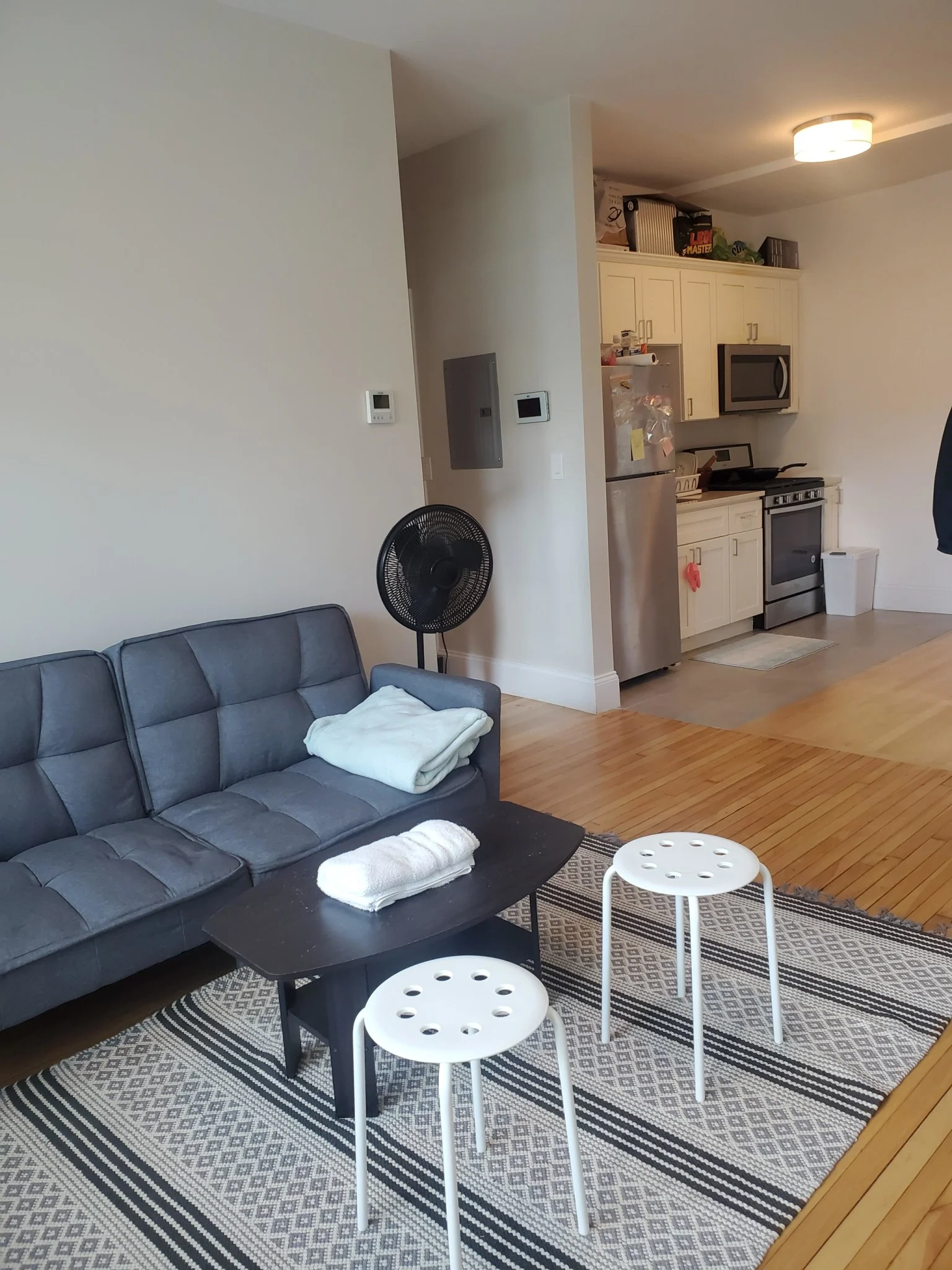 2 bed, 1 bath apartment for rent at 8 Gardner St Unit 10, Allston — photo 7 of 7