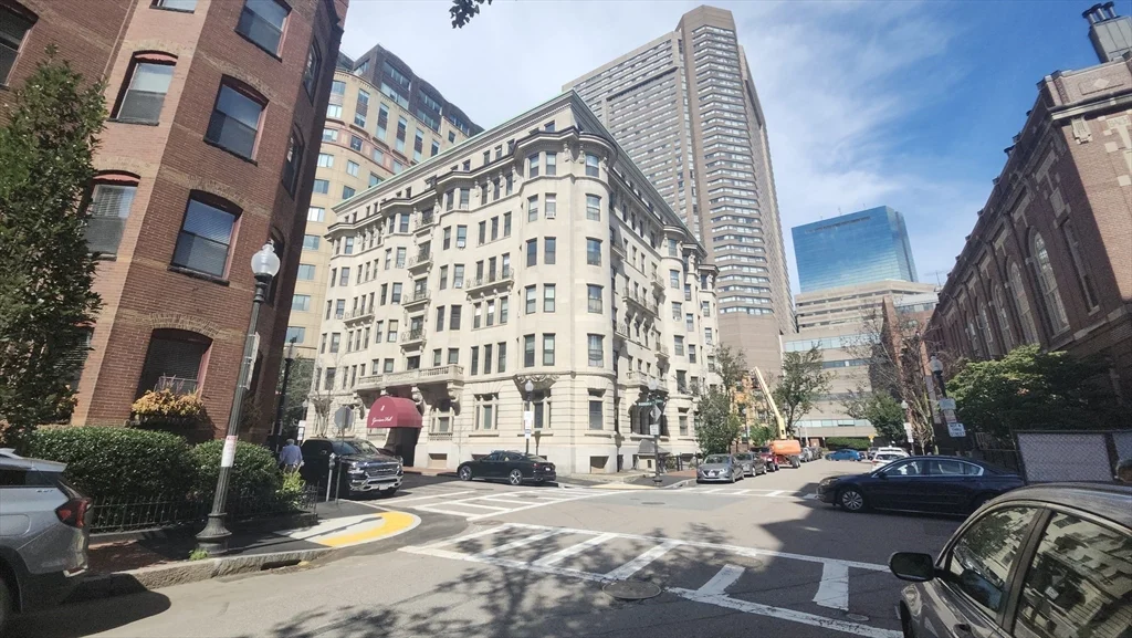 1 bed, 1 bath apartment for rent at 8 Garrison St Unit 0706, Back Bay — photo 13 of 14