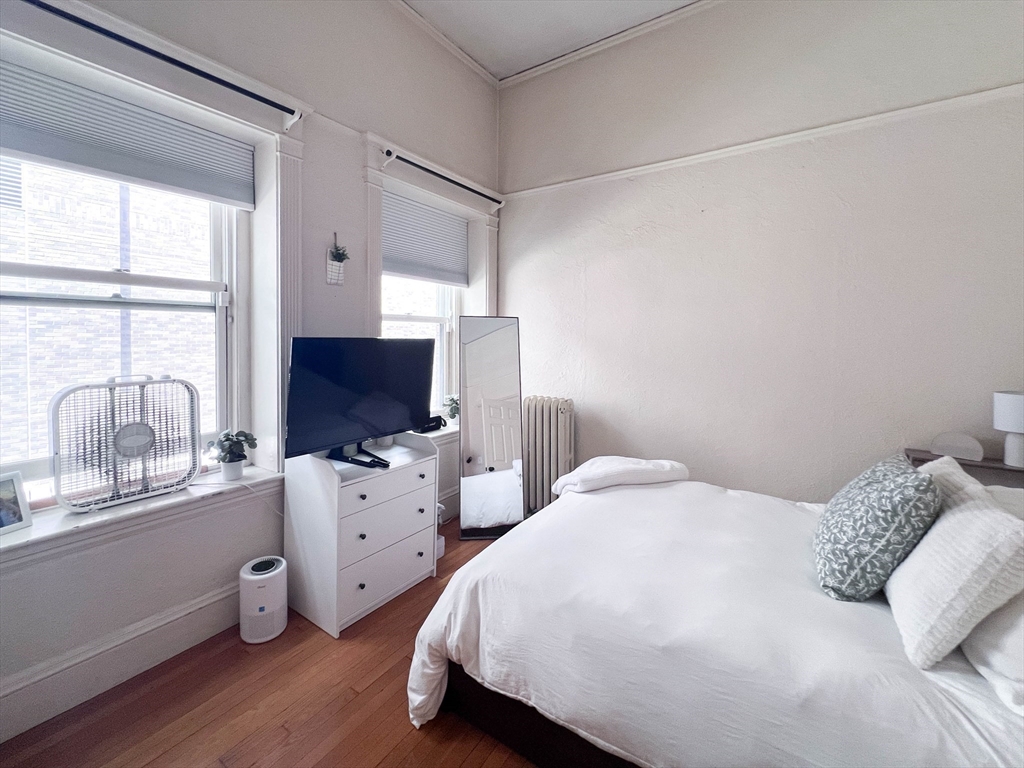 1 bed, 1 bath apartment for rent at 8 Garrison St Unit 111, Back Bay — photo 7 of 12