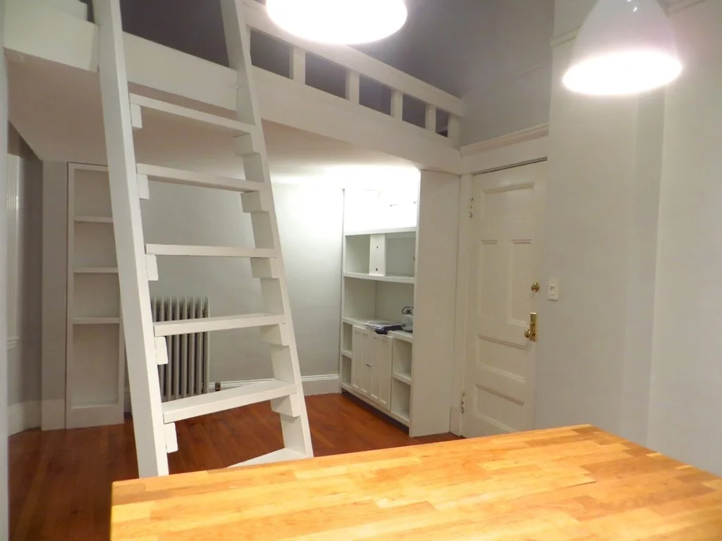 Studio bed, 1 bath apartment for rent at 8 Garrison St Unit 112, Back Bay — photo 5 of 10
