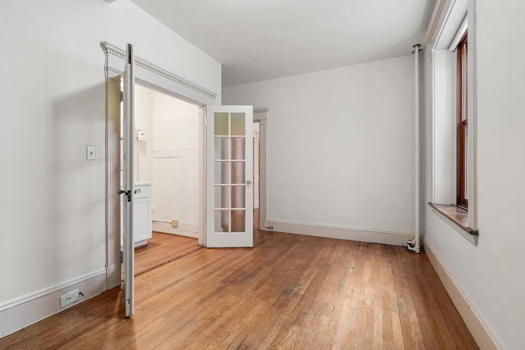 1 bed, 1 bath apartment for rent at 8 Garrison St Unit 608, Back Bay — photo 5 of 13