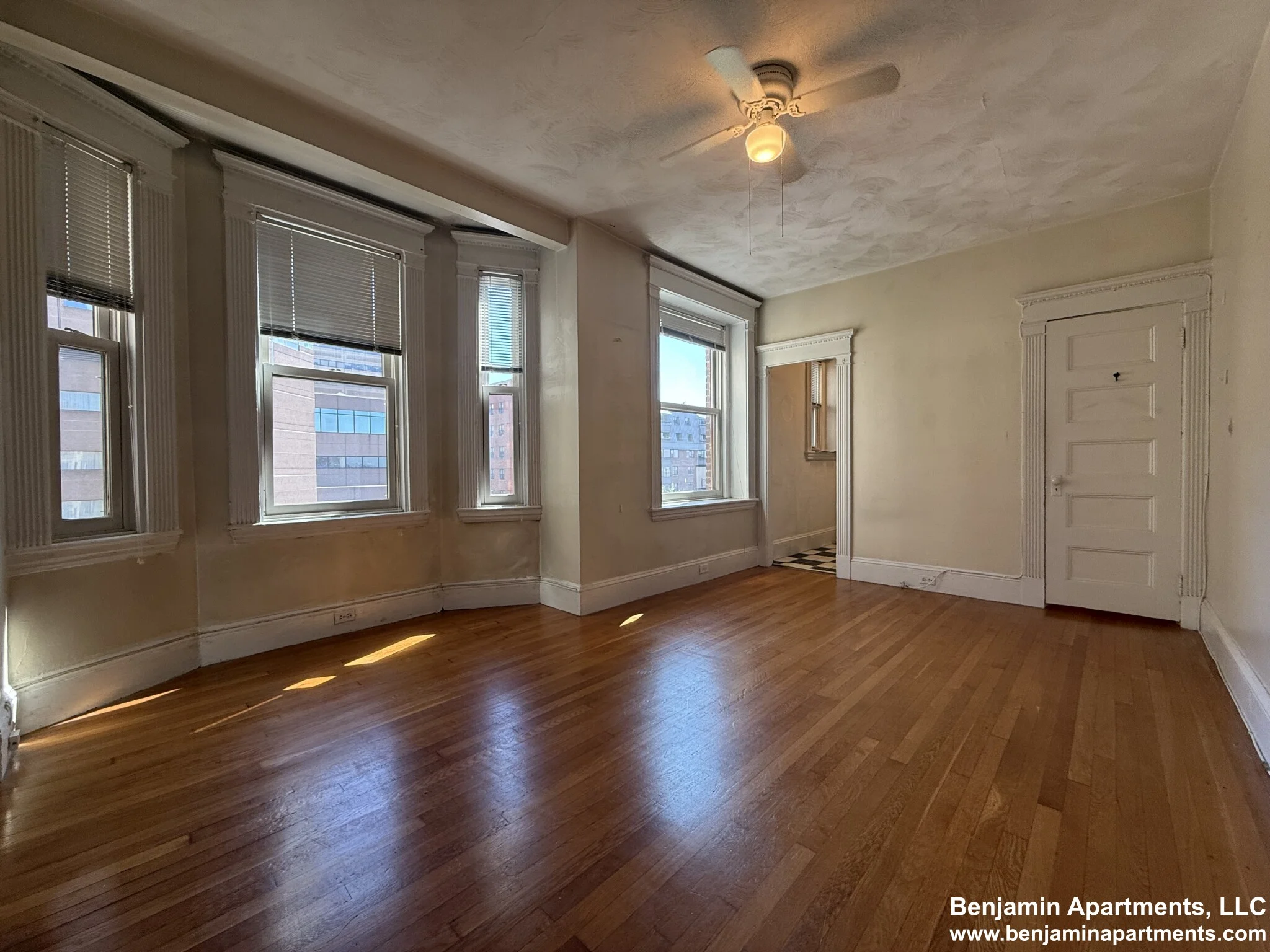 Studio bed, 1 bath apartment for rent at 8 Garrison St Unit 610, Back Bay — photo 1 of 12