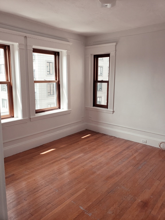 1 bed, 1 bath apartment for rent at 8 Garrison Unit 702, Back Bay — photo 8 of 12