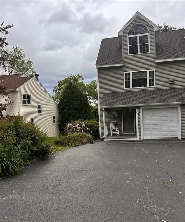 3 bed, 2 bath apartment for rent at 8 Gates Rd Unit B, Worcester — photo 1 of 25