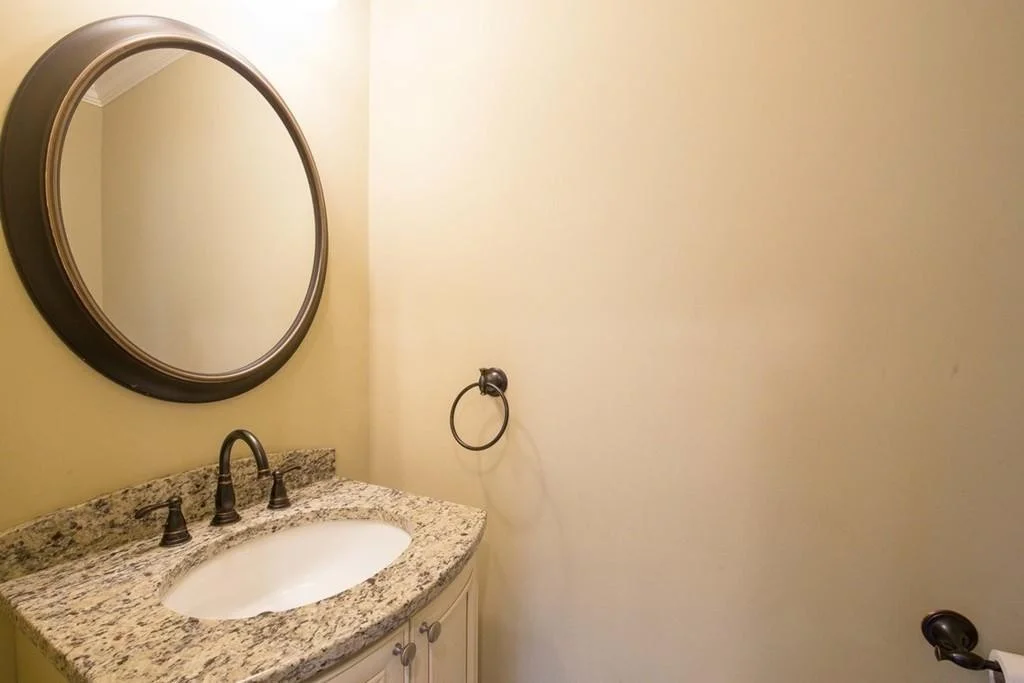 3 bed, 2 bath apartment for rent at 8 Gates St Unit 1, South Boston — photo 9 of 14