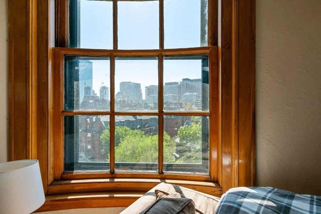2 bed, 2 bath apartment for rent at 8 Gloucester St Unit 12A, Back Bay — photo 9 of 11