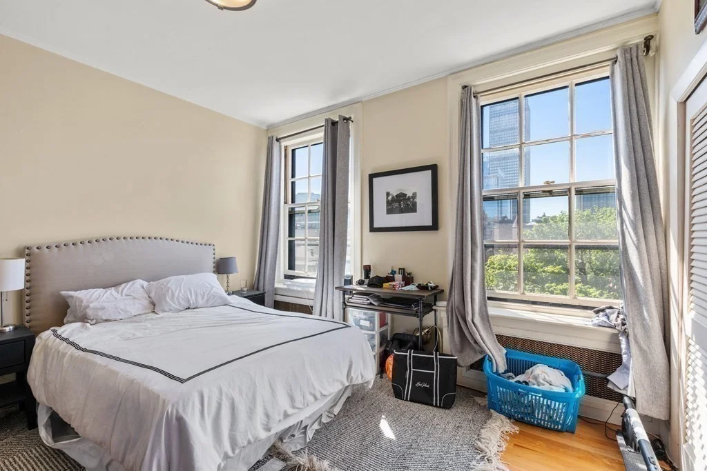 2 bed, 2 bath apartment for rent at 8 Gloucester St Unit 12A, Back Bay — photo 6 of 11