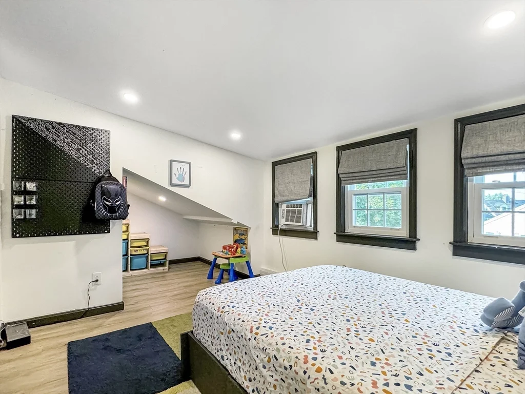 2 bed, 1 bath apartment for rent at 8 Greenhalge St, Medford — photo 21 of 28