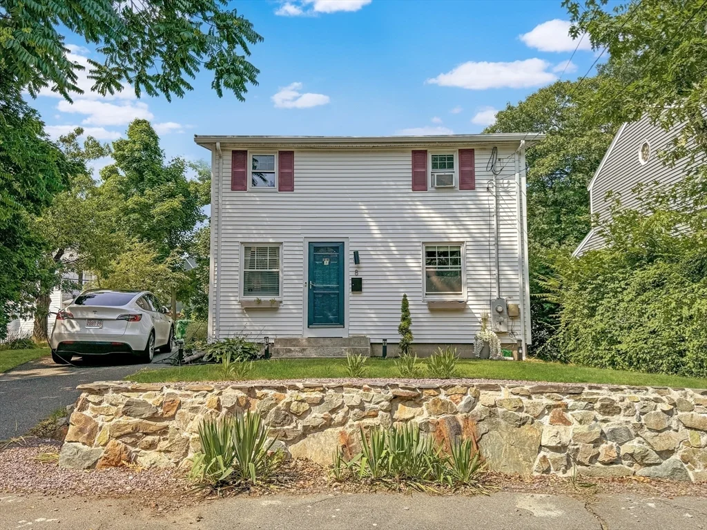 2 bed, 1 bath apartment for rent at 8 Greenhalge St, Medford — photo 17 of 28