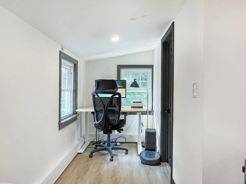 2 bed, 1 bath apartment for rent at 8 Greenhalge St, Medford — photo 18 of 28