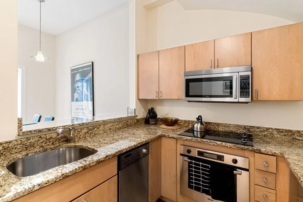 1 bed, 1 bath apartment for rent at 8 Greenwich Park Unit 2-FURNISHED, South End — photo 5 of 26