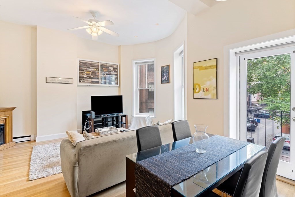 1 bed, 1 bath apartment for rent at 8 Greenwich Park Unit 2, South End — photo 3 of 26