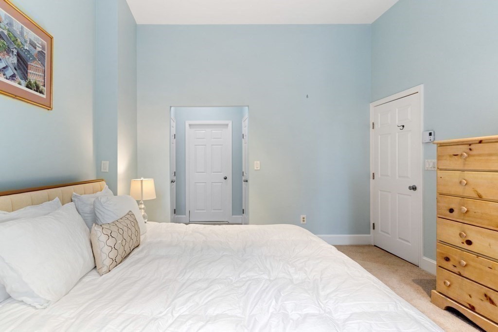 1 bed, 1 bath apartment for rent at 8 Greenwich Park Unit 2, South End — photo 13 of 26