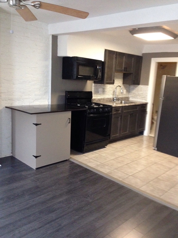 1 bed, 1 bath apartment for rent at 8 Greenwich St Unit 3, Mission Hill — photo 2 of 12