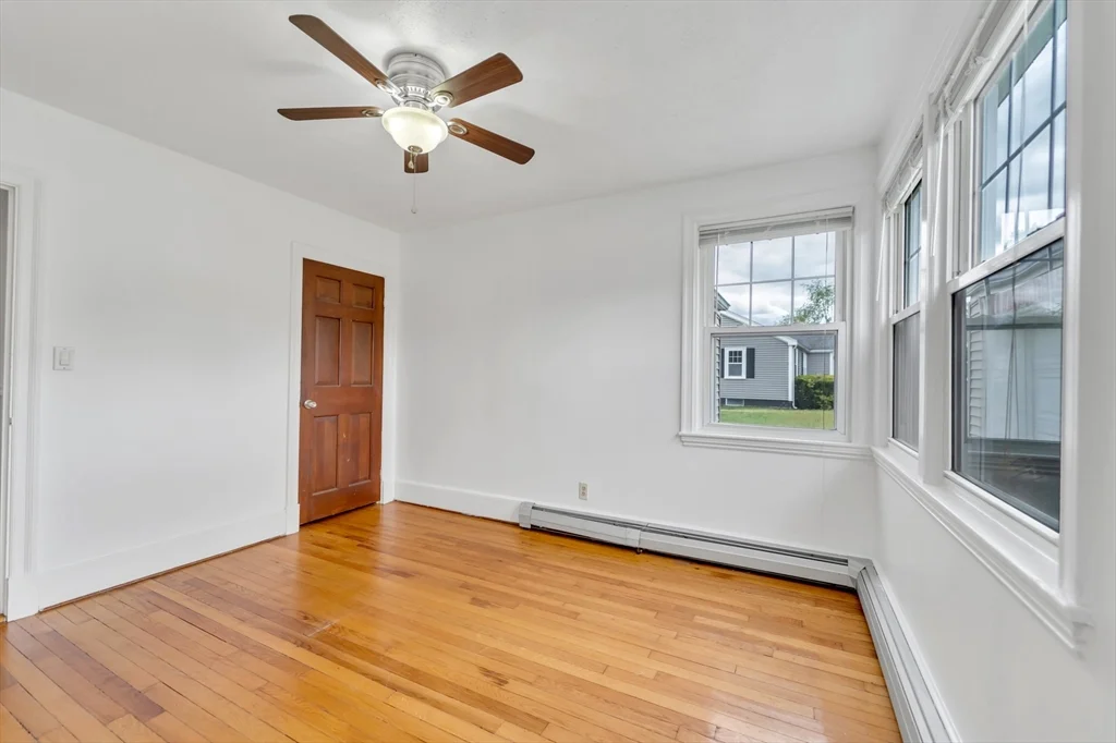 1 bed, 1 bath apartment for rent at 8 Greystone Ave Unit 0, Bradford — photo 6 of 12