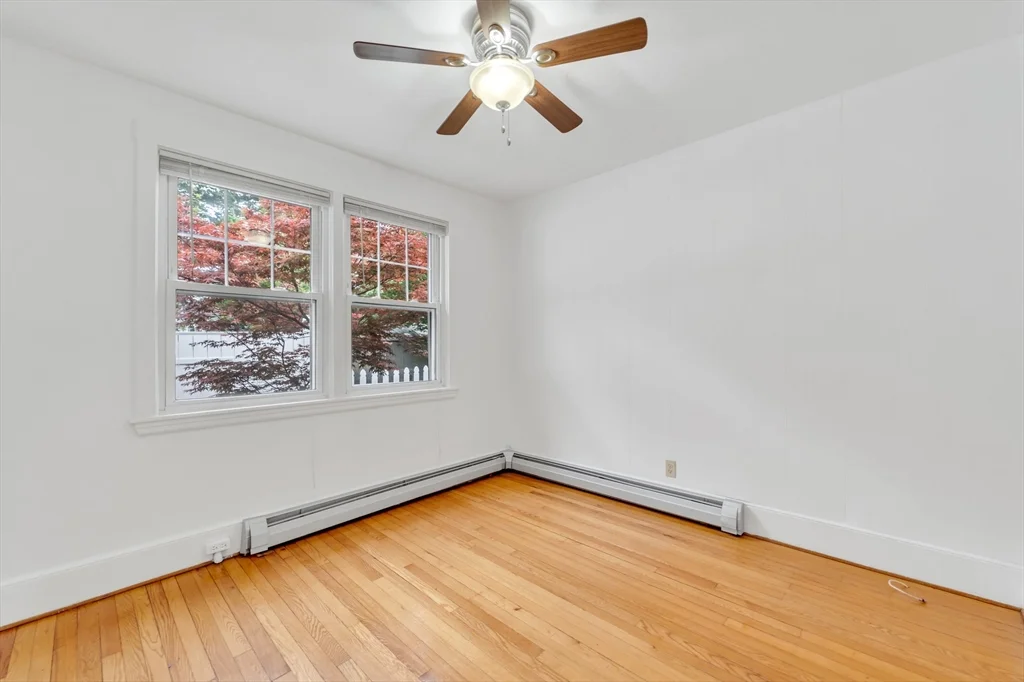 1 bed, 1 bath apartment for rent at 8 Greystone Ave Unit 0, Bradford — photo 5 of 12