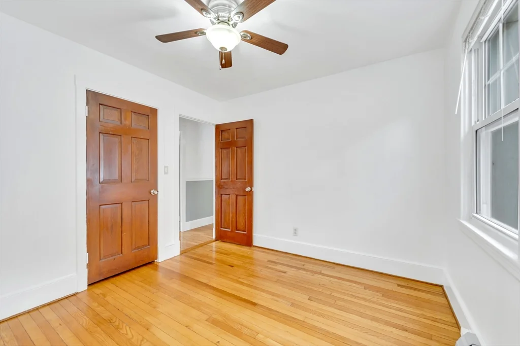 1 bed, 1 bath apartment for rent at 8 Greystone Ave Unit 0, Bradford — photo 4 of 12