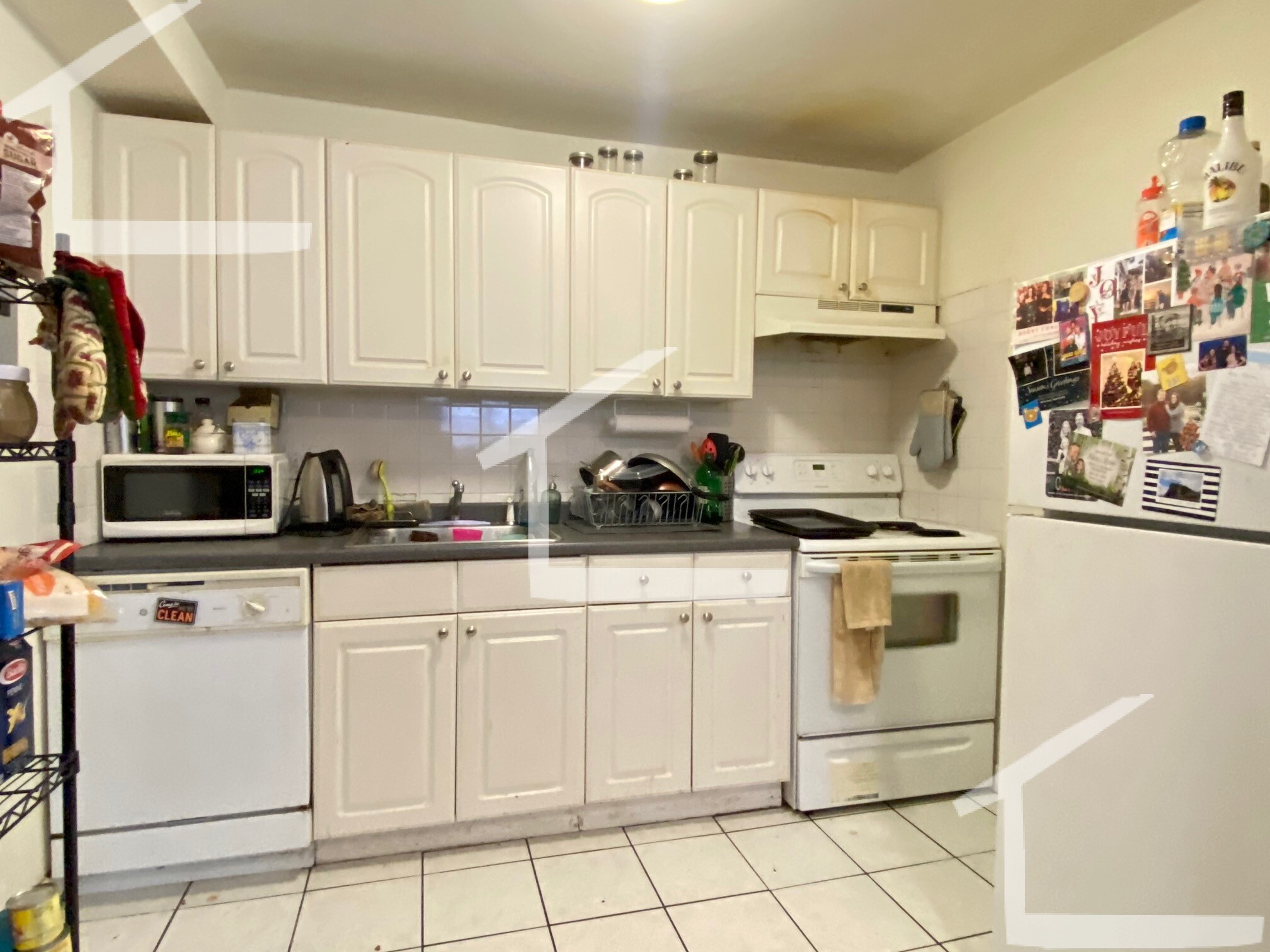 3 bed, 1.5 bath apartment for rent at 8 Griggs St Unit 1, Brighton — photo 8 of 36