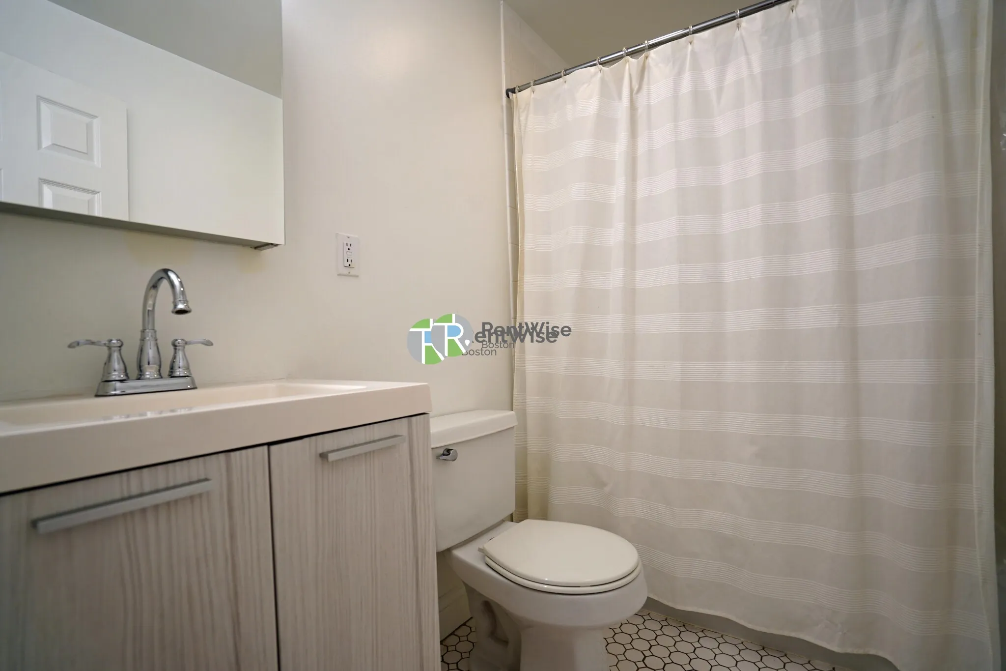 1 bed, 1 bath apartment for rent at 8 Griggs St Unit 18, Brighton — photo 9 of 14