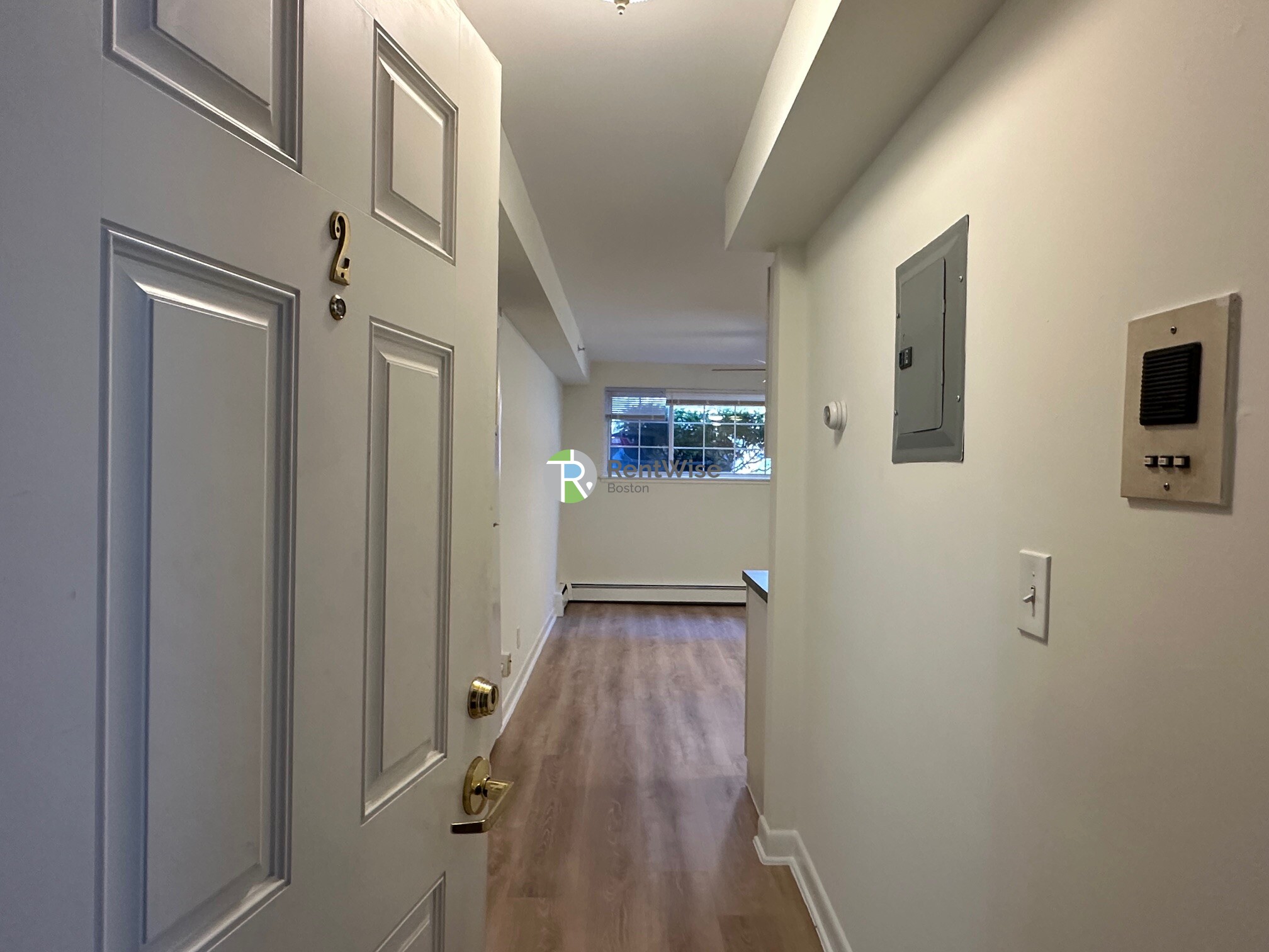 1 bed, 1 bath apartment for rent at 8 Griggs St Unit 2, Brighton