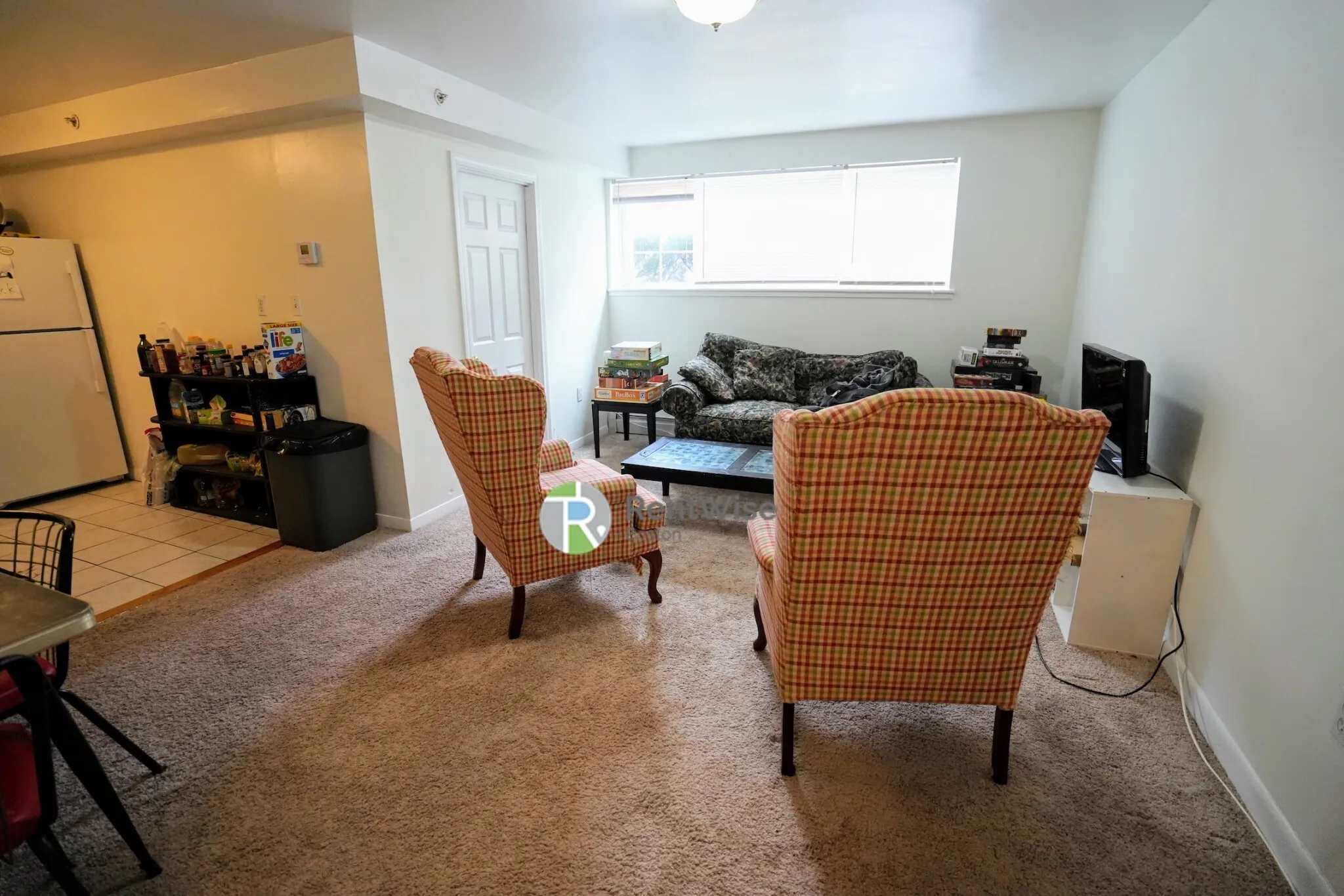 3 bed, 1.5 bath apartment for rent at 8 Griggs St Unit 3, Brighton — photo 2 of 17