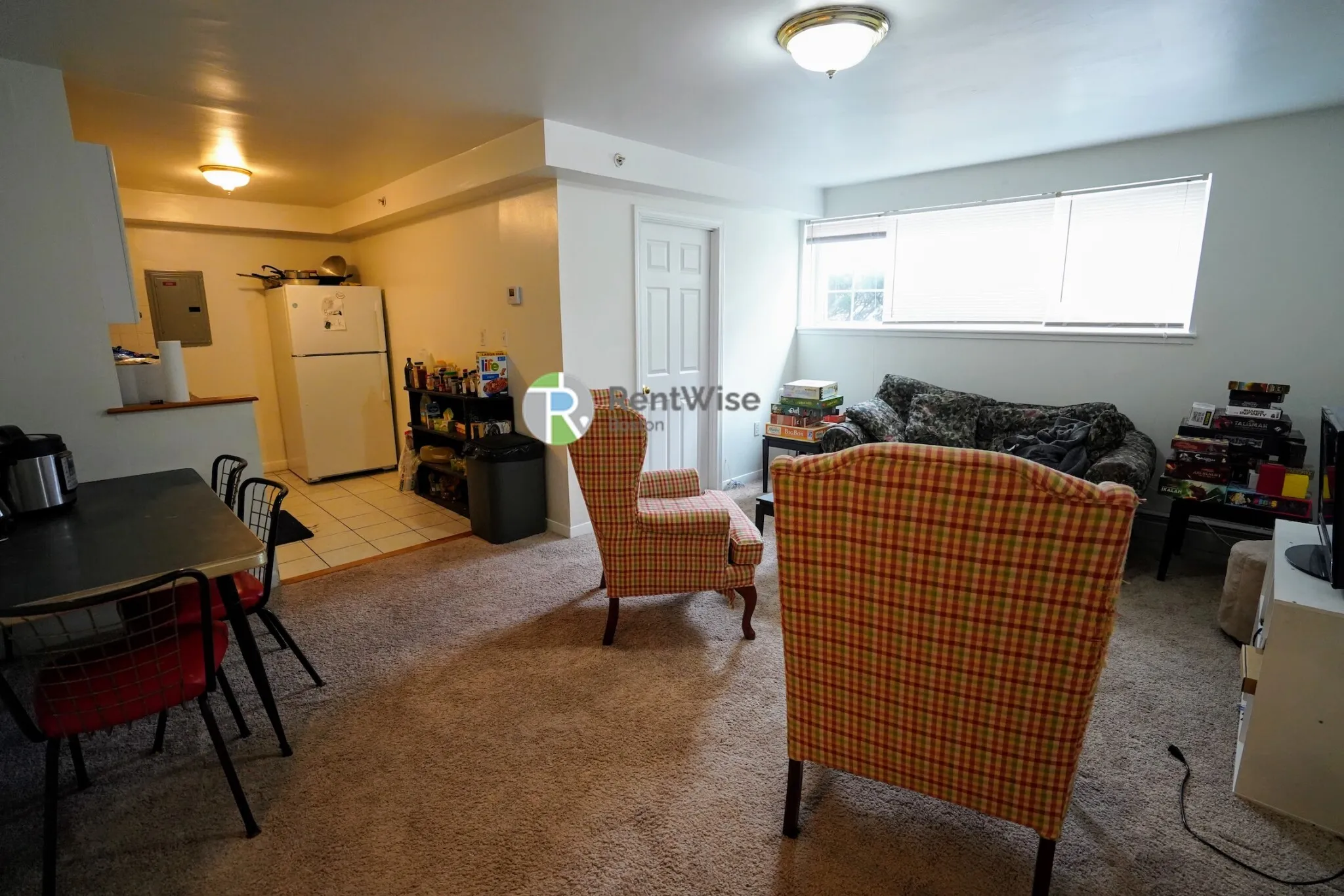 3 bed, 1.5 bath apartment for rent at 8 Griggs St Unit 3, Brighton — photo 3 of 17