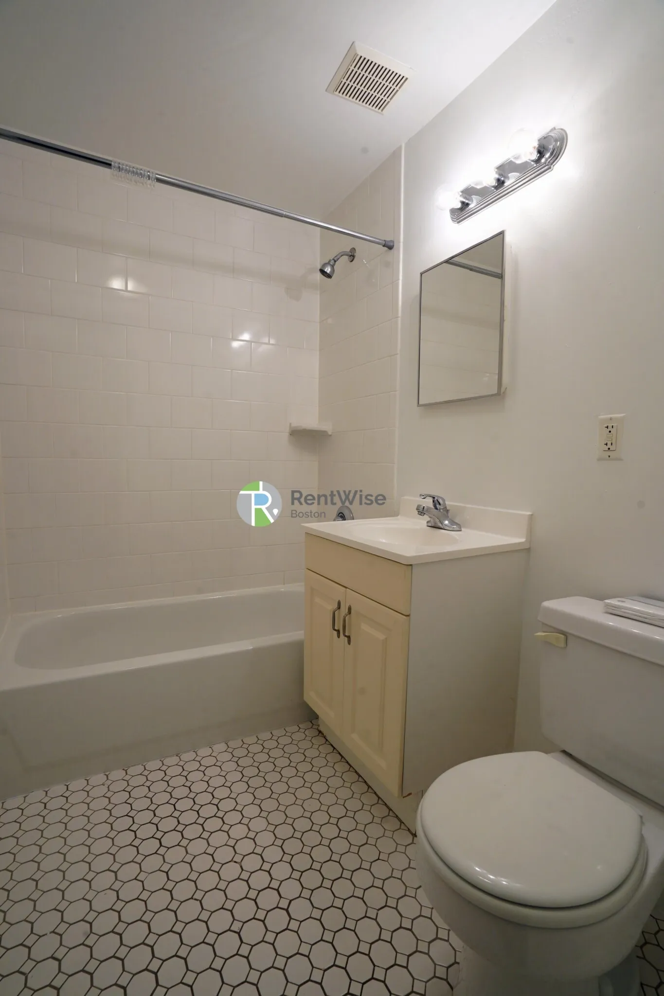 1 bed, 1 bath apartment for rent at 8 Griggs St Unit 7, Brighton — photo 9 of 23